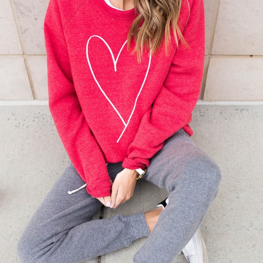 Red heart sweater! ♥️